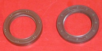 Picture of OEM Mitsubishi Camshaft Seals for the 6G72