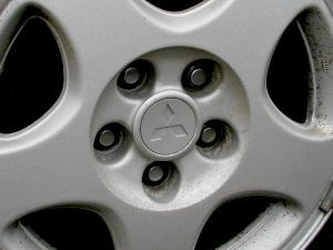 Picture of Center Caps for OEM Rims Mitsubishi 3000GT Wheels