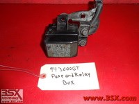 Picture of USED Fuse and Relay Box