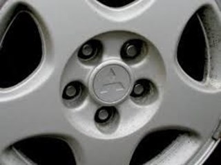 Picture of 02 - Center Cap Wheel OEM Mitsu 91-93 Silver NA