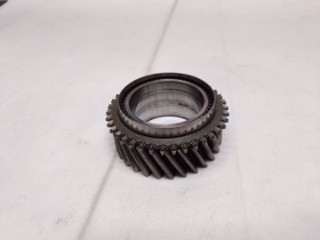 Picture of USED AWD Tranny Gear - 5-spd 3rd Gear