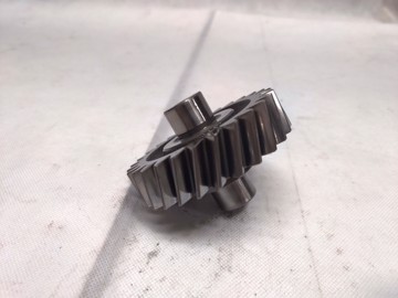 Picture of USED AWD Tranny Gear - 6-spd Reverse Idler Gear ONLY