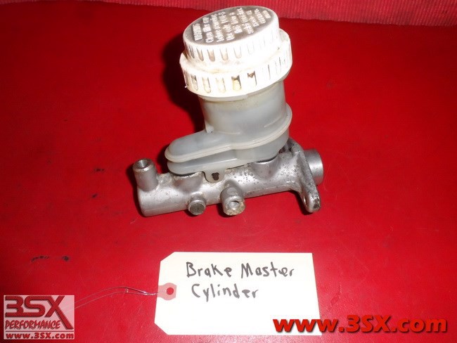 Picture of USED Brake Master Cylinder OEM 2WD w/o ABS